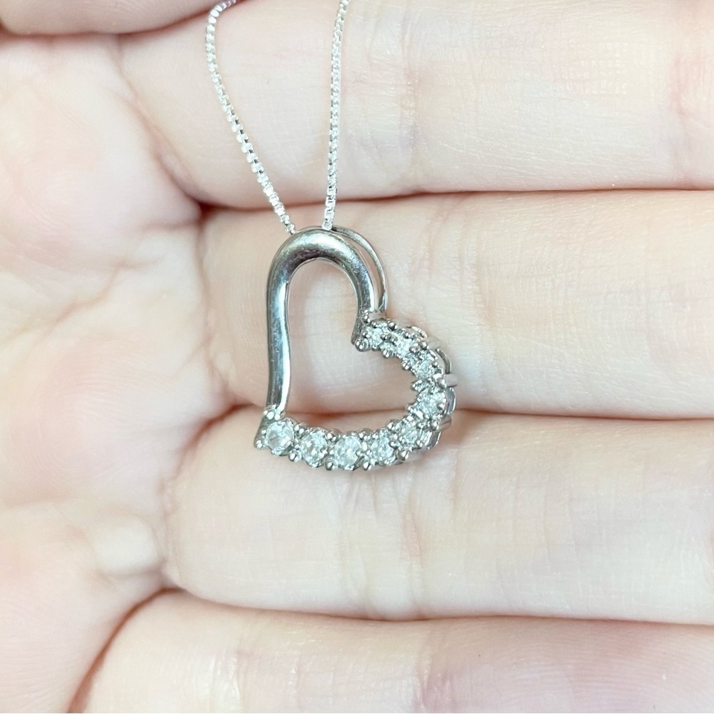 10k Diamond open heart half eternity paved solid white gold light pendant - Picture 4 of 9